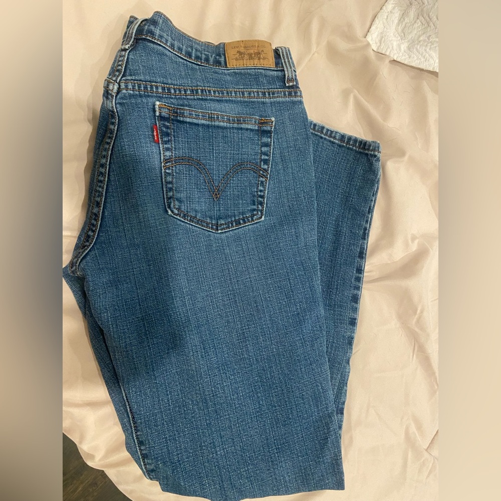 Levi's Women's Blue Jeans Straight Style size 8